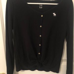 Abercrombie girls black ribbed sweater. Size 15/16. Like new condition.